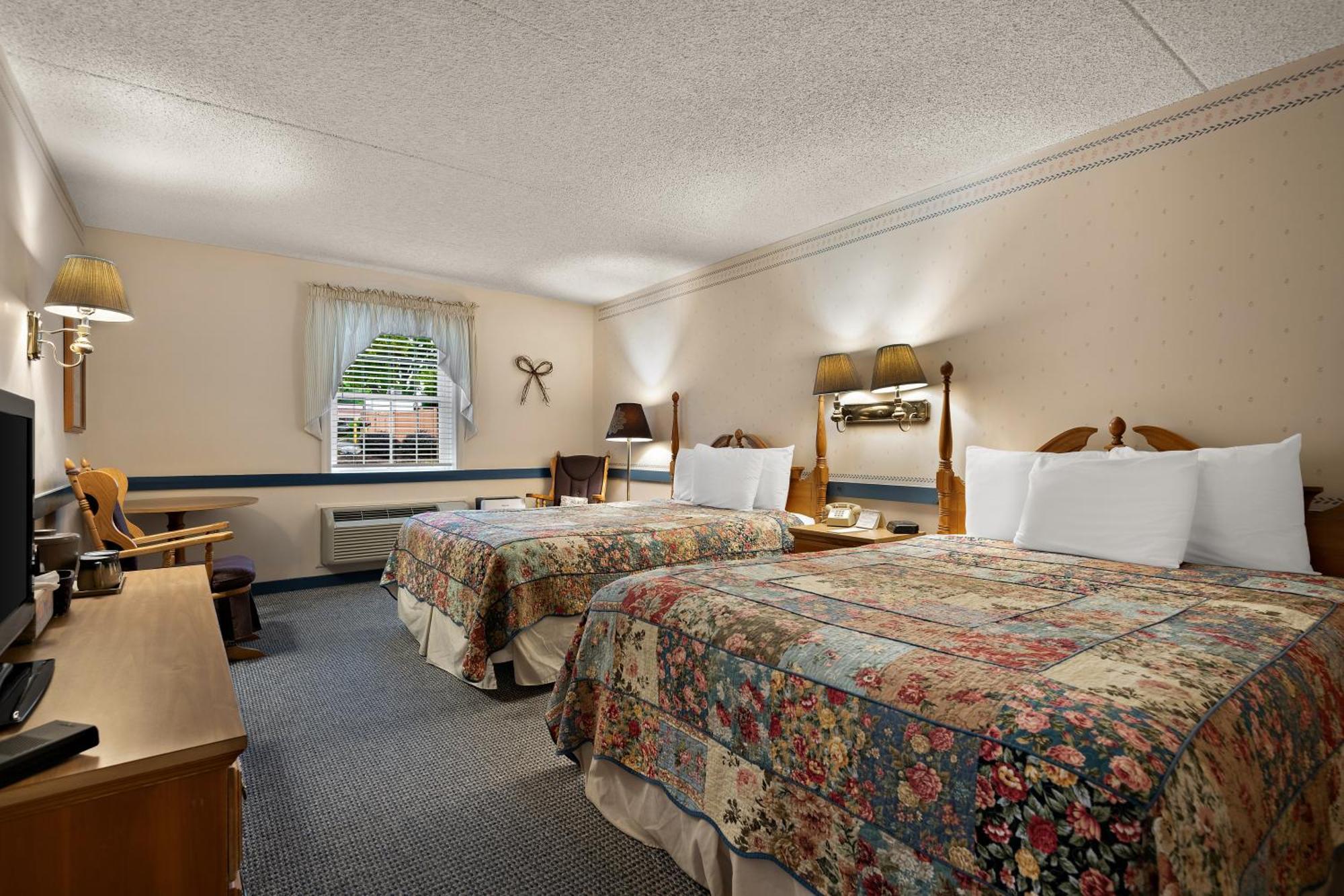 Country Living Inn Smoketown  ภายนอก รูปภาพ